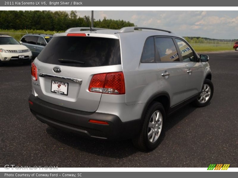 Bright Silver / Black 2011 Kia Sorento LX V6