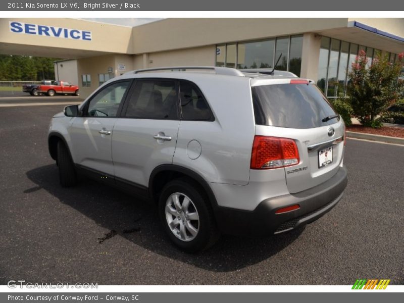 Bright Silver / Black 2011 Kia Sorento LX V6