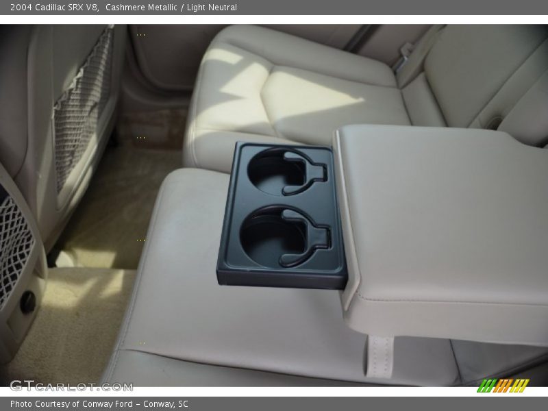 Cashmere Metallic / Light Neutral 2004 Cadillac SRX V8