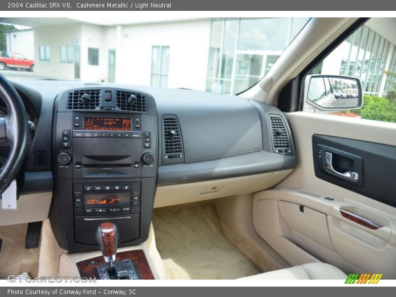 Cashmere Metallic / Light Neutral 2004 Cadillac SRX V8