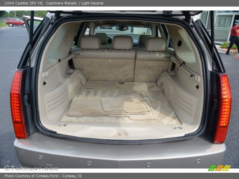 Cashmere Metallic / Light Neutral 2004 Cadillac SRX V8