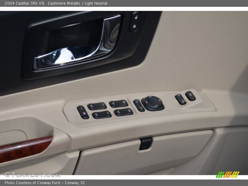 Cashmere Metallic / Light Neutral 2004 Cadillac SRX V8