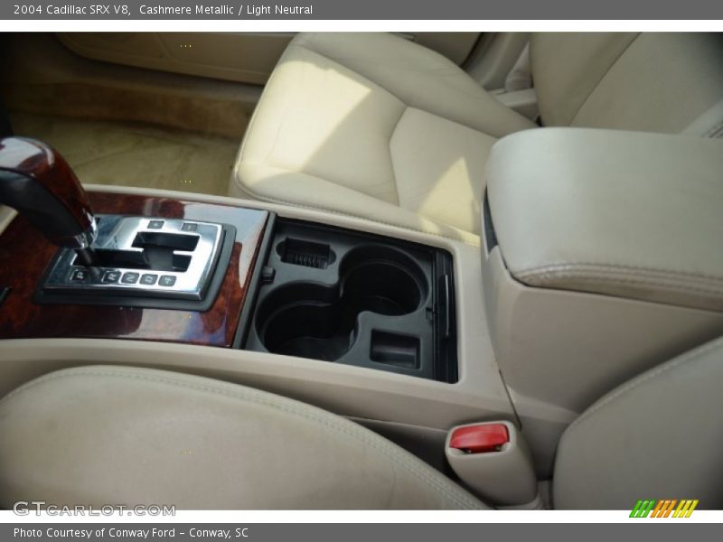Cashmere Metallic / Light Neutral 2004 Cadillac SRX V8
