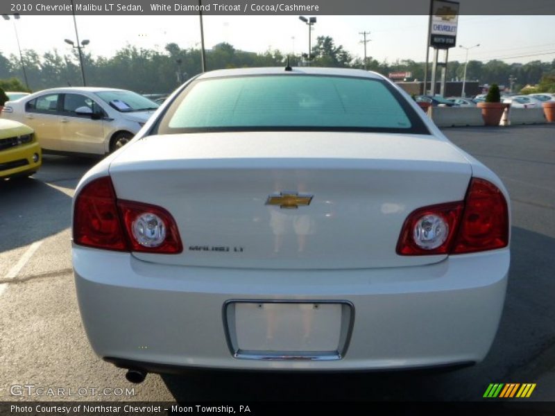 White Diamond Tricoat / Cocoa/Cashmere 2010 Chevrolet Malibu LT Sedan