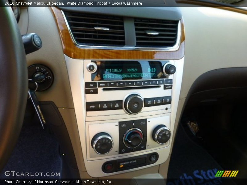 White Diamond Tricoat / Cocoa/Cashmere 2010 Chevrolet Malibu LT Sedan