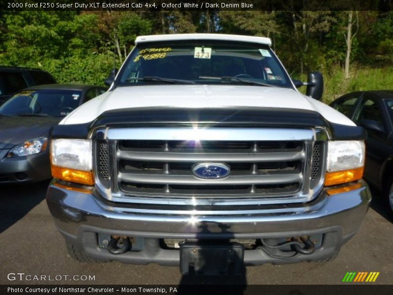 Oxford White / Dark Denim Blue 2000 Ford F250 Super Duty XLT Extended Cab 4x4