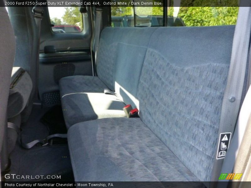 Oxford White / Dark Denim Blue 2000 Ford F250 Super Duty XLT Extended Cab 4x4