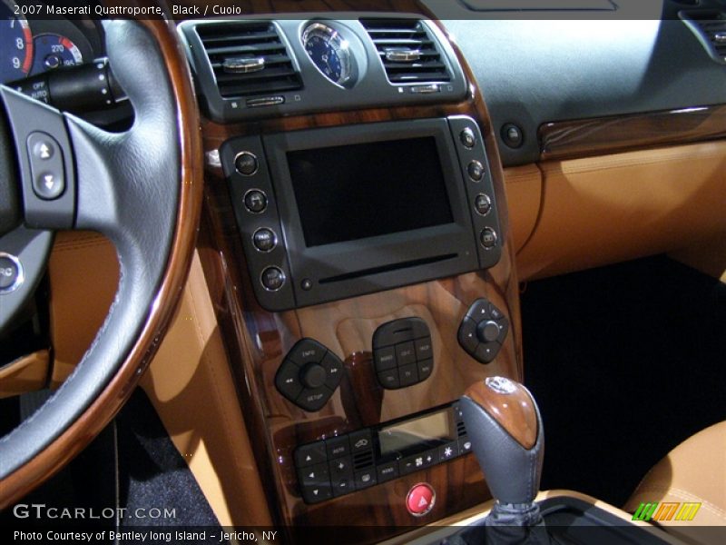 Black / Cuoio 2007 Maserati Quattroporte