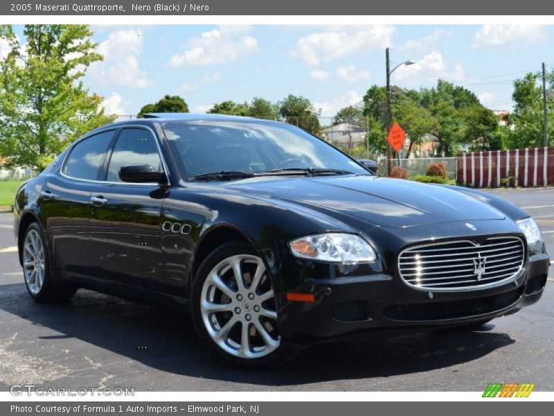 Nero (Black) / Nero 2005 Maserati Quattroporte