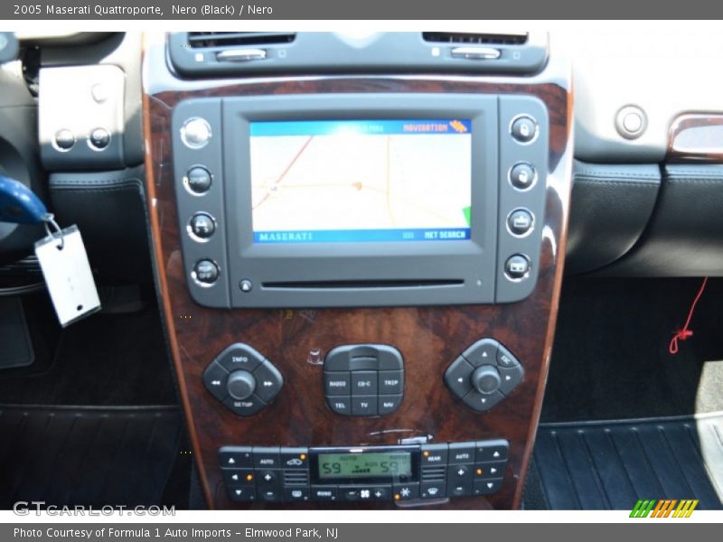 Nero (Black) / Nero 2005 Maserati Quattroporte