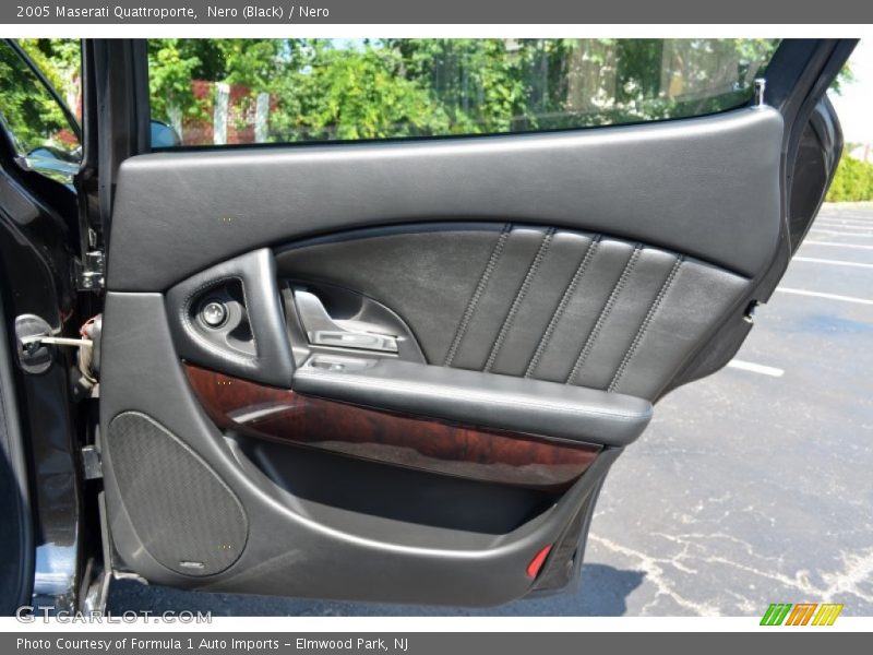 Door Panel of 2005 Quattroporte 