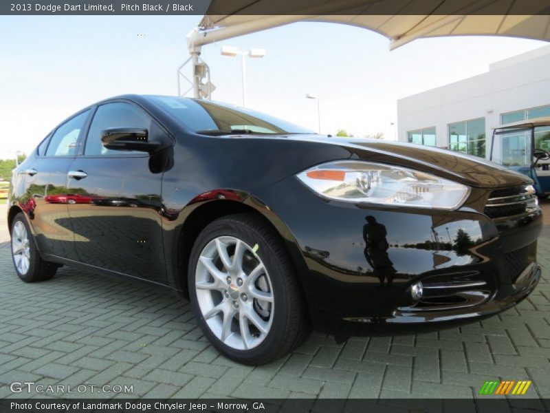 Front 3/4 View of 2013 Dart Limited