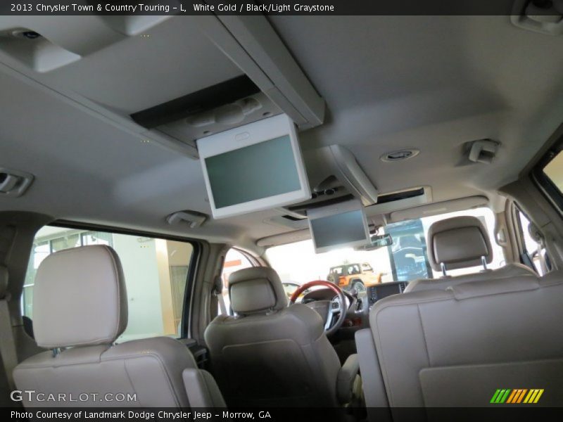  2013 Town & Country Touring - L Black/Light Graystone Interior