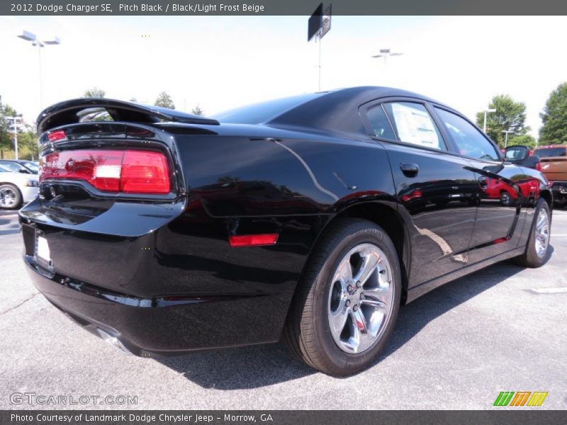 Pitch Black / Black/Light Frost Beige 2012 Dodge Charger SE