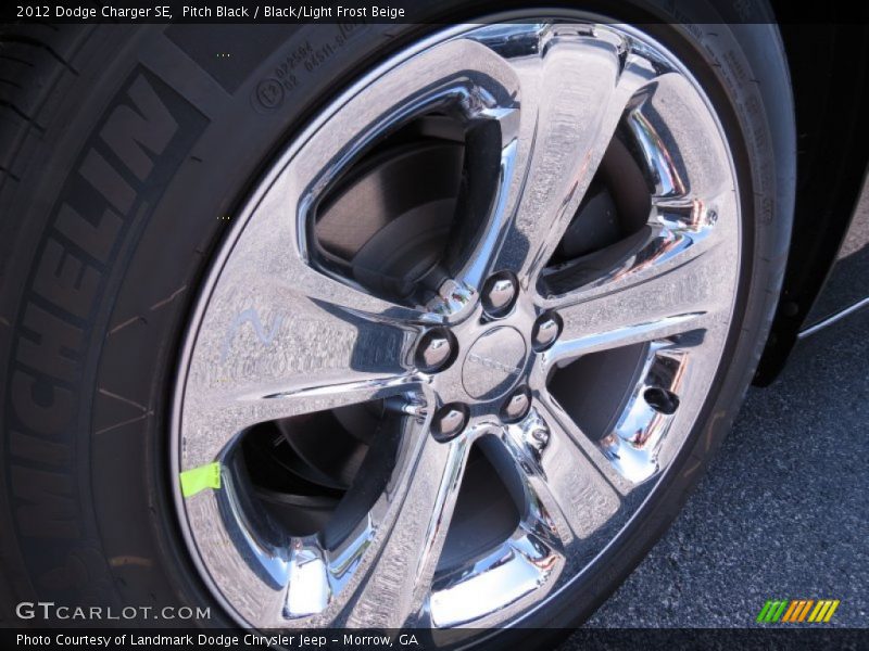 Pitch Black / Black/Light Frost Beige 2012 Dodge Charger SE