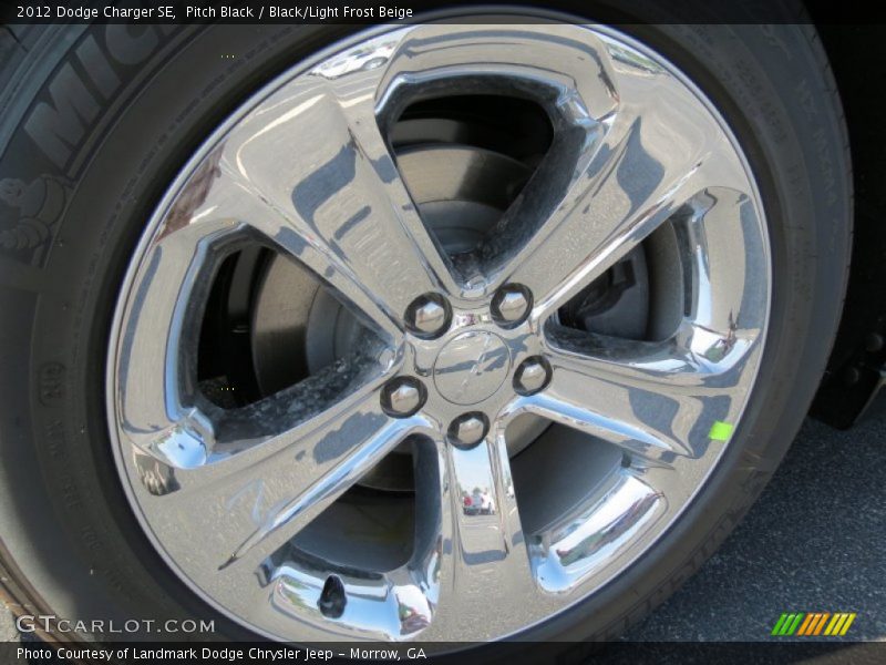 Pitch Black / Black/Light Frost Beige 2012 Dodge Charger SE