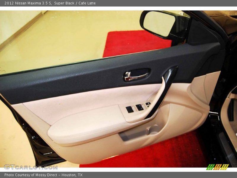 Super Black / Cafe Latte 2012 Nissan Maxima 3.5 S