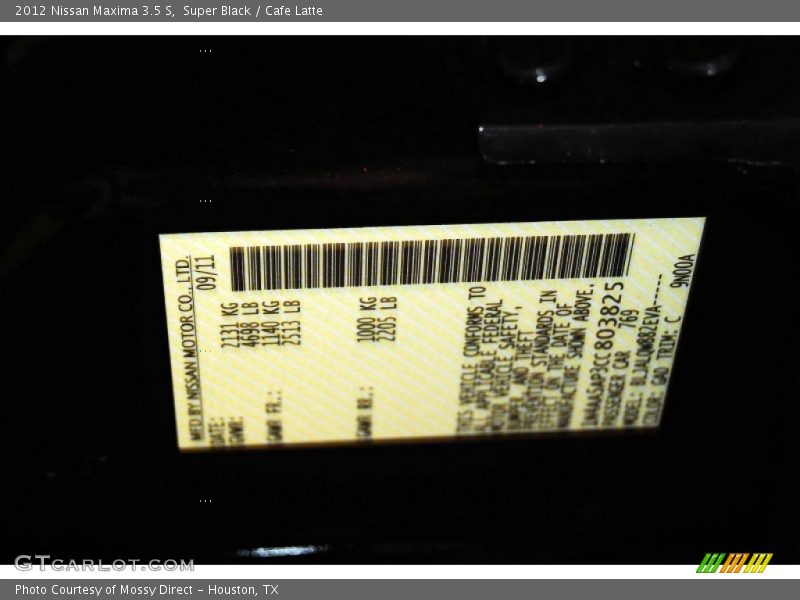 Super Black / Cafe Latte 2012 Nissan Maxima 3.5 S