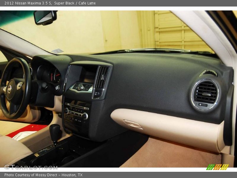 Super Black / Cafe Latte 2012 Nissan Maxima 3.5 S
