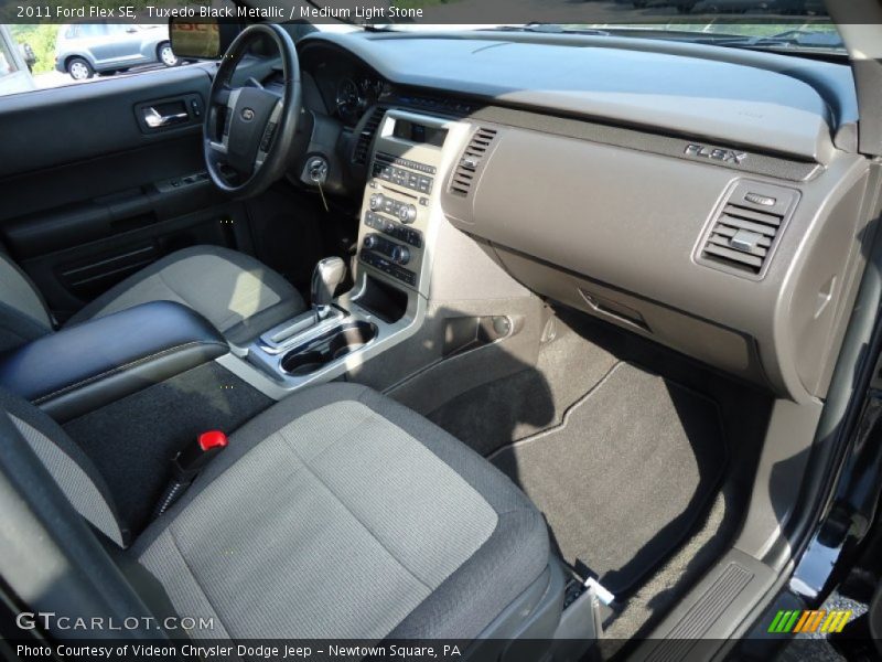 Tuxedo Black Metallic / Medium Light Stone 2011 Ford Flex SE