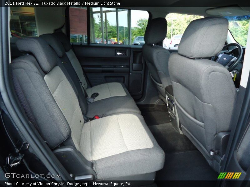 Tuxedo Black Metallic / Medium Light Stone 2011 Ford Flex SE