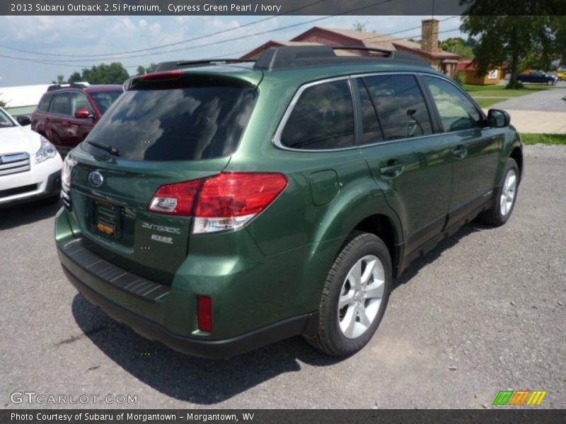 Cypress Green Pearl / Ivory 2013 Subaru Outback 2.5i Premium