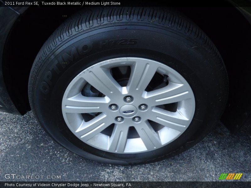 Tuxedo Black Metallic / Medium Light Stone 2011 Ford Flex SE