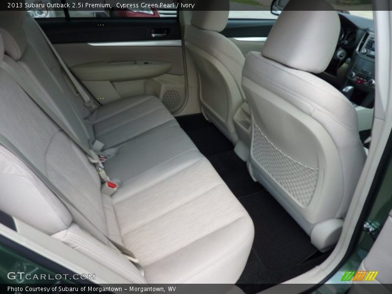 Cypress Green Pearl / Ivory 2013 Subaru Outback 2.5i Premium