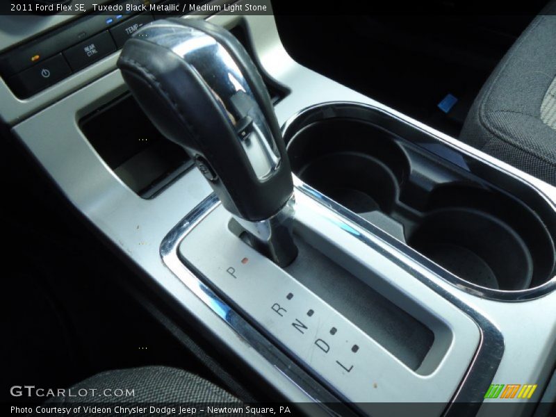 Tuxedo Black Metallic / Medium Light Stone 2011 Ford Flex SE