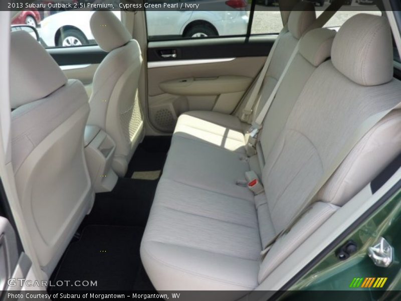 Cypress Green Pearl / Ivory 2013 Subaru Outback 2.5i Premium