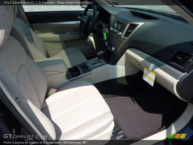 Deep Indigo Pearl / Ivory 2013 Subaru Outback 2.5i Premium