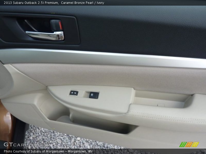 Caramel Bronze Pearl / Ivory 2013 Subaru Outback 2.5i Premium