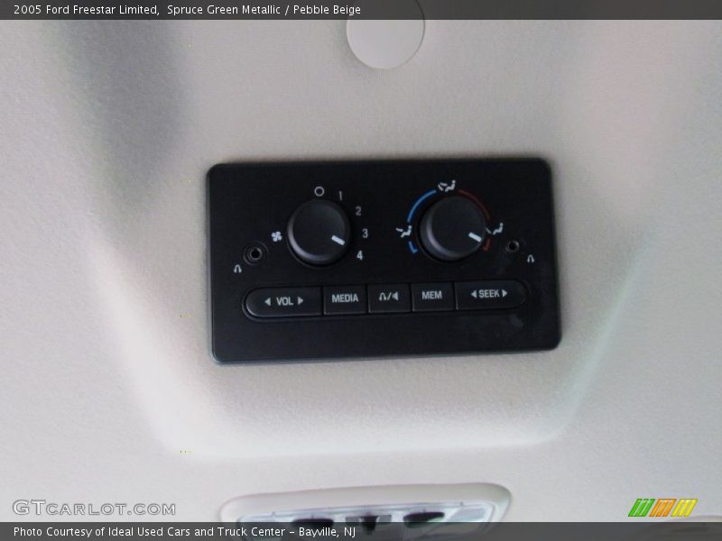 Spruce Green Metallic / Pebble Beige 2005 Ford Freestar Limited