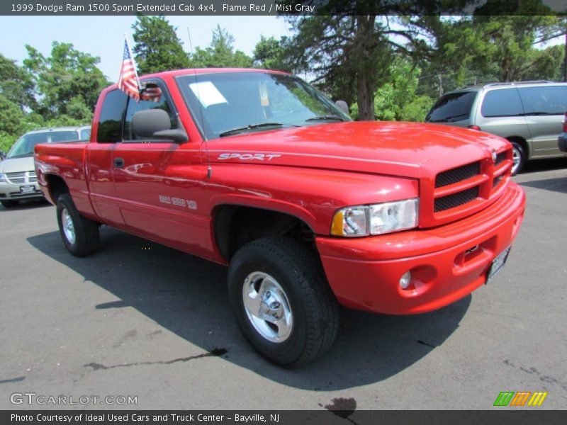 Front 3/4 View of 1999 Ram 1500 Sport Extended Cab 4x4