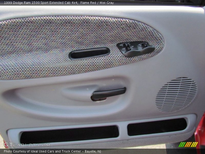Door Panel of 1999 Ram 1500 Sport Extended Cab 4x4