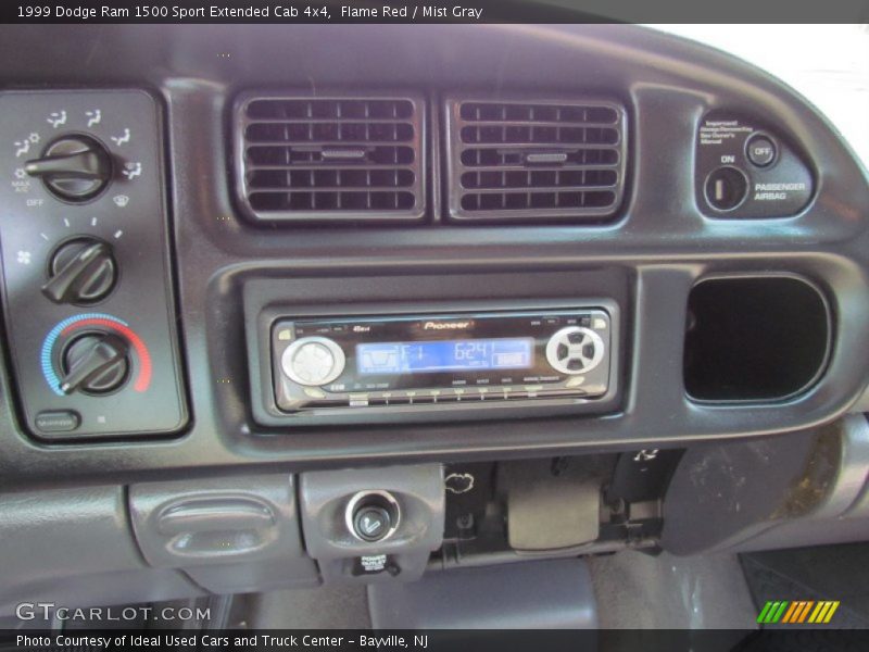 Flame Red / Mist Gray 1999 Dodge Ram 1500 Sport Extended Cab 4x4