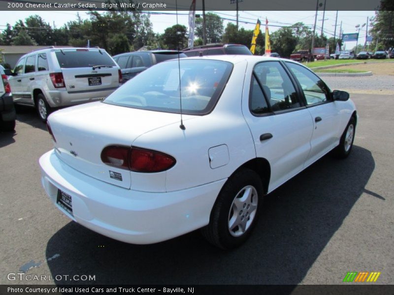 Bright White / Graphite 2000 Chevrolet Cavalier Sedan