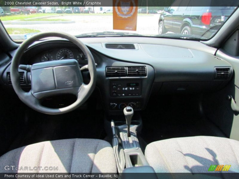 Bright White / Graphite 2000 Chevrolet Cavalier Sedan