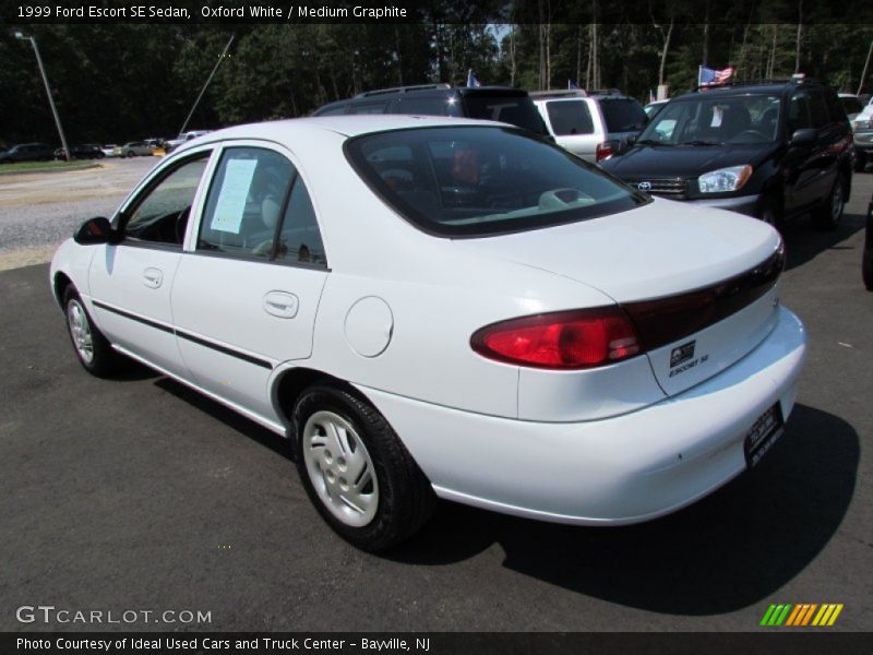 Oxford White / Medium Graphite 1999 Ford Escort SE Sedan
