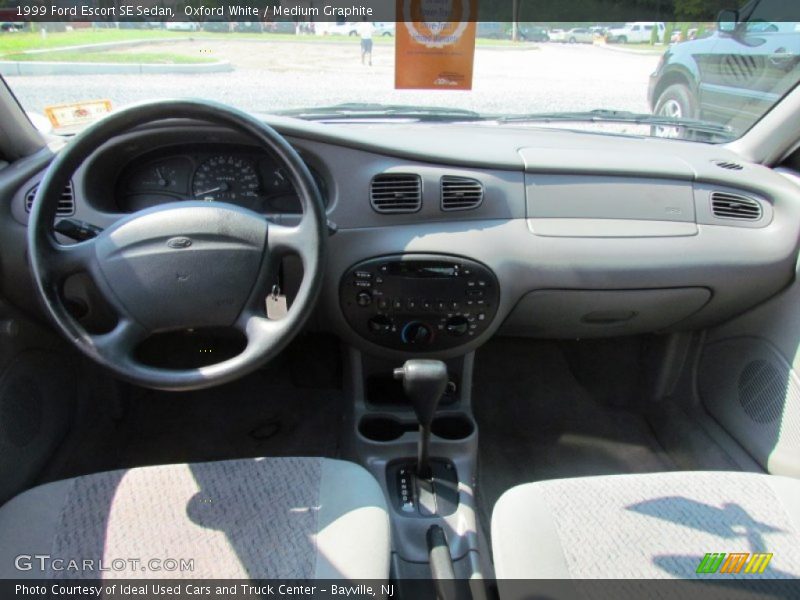 Oxford White / Medium Graphite 1999 Ford Escort SE Sedan