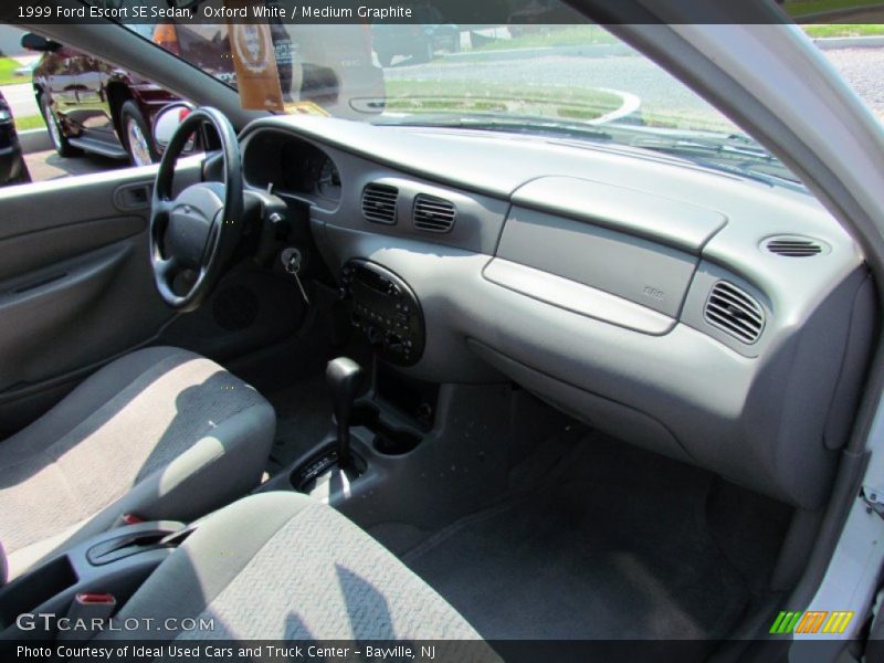 Oxford White / Medium Graphite 1999 Ford Escort SE Sedan