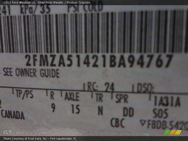 Silver Frost Metallic / Medium Graphite 2001 Ford Windstar LX