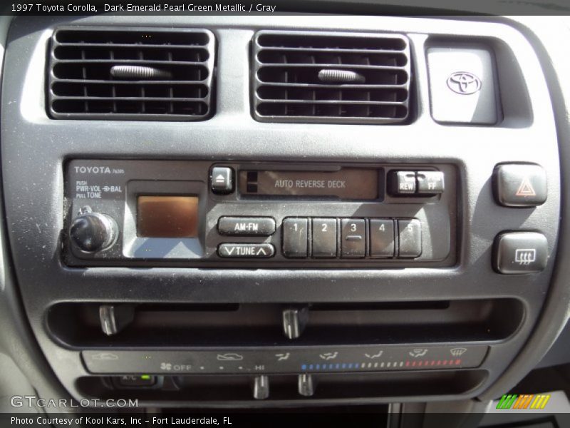 Dark Emerald Pearl Green Metallic / Gray 1997 Toyota Corolla