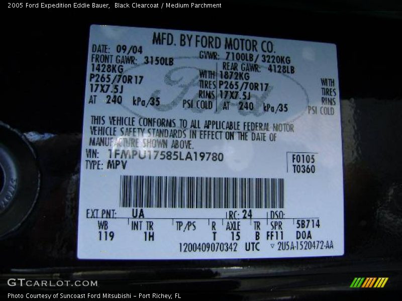 Black Clearcoat / Medium Parchment 2005 Ford Expedition Eddie Bauer