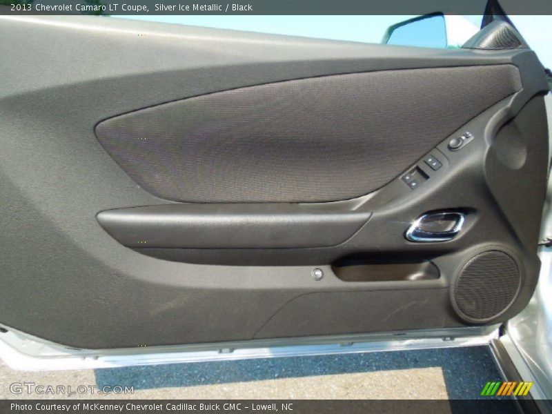 Door Panel of 2013 Camaro LT Coupe