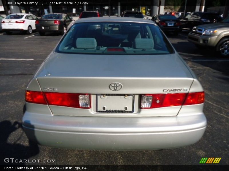 Lunar Mist Metallic / Gray 2000 Toyota Camry LE
