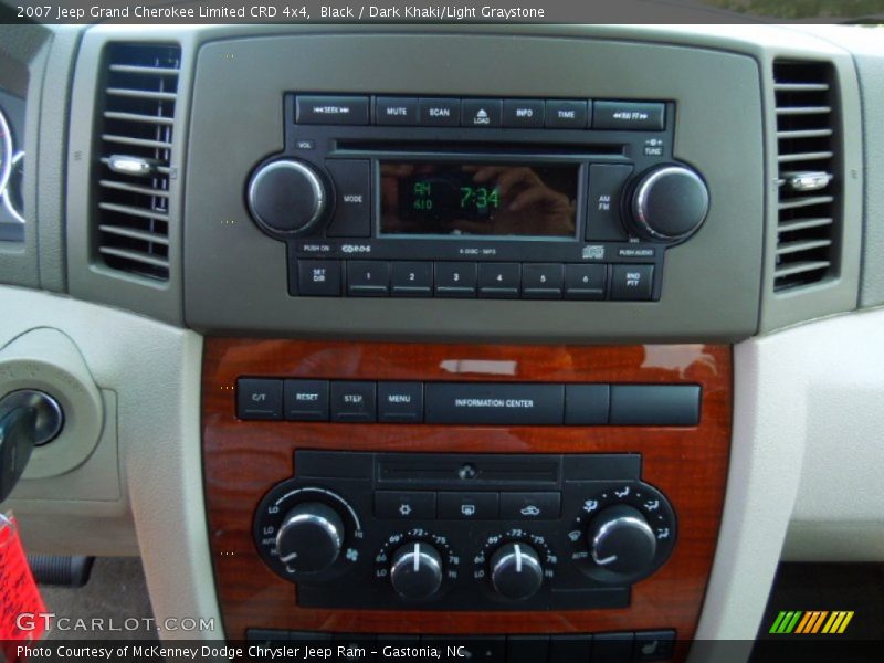 Black / Dark Khaki/Light Graystone 2007 Jeep Grand Cherokee Limited CRD 4x4