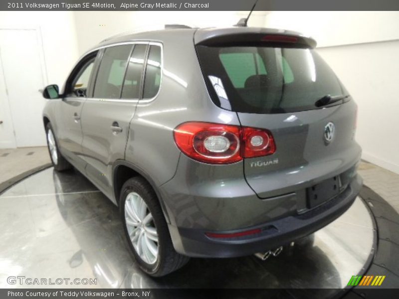 Alpine Gray Metallic / Charcoal 2011 Volkswagen Tiguan SE 4Motion