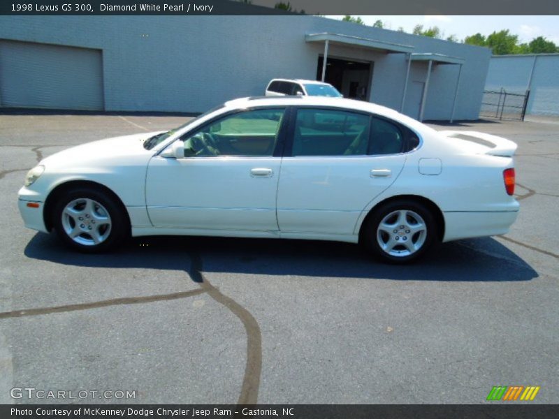Diamond White Pearl / Ivory 1998 Lexus GS 300