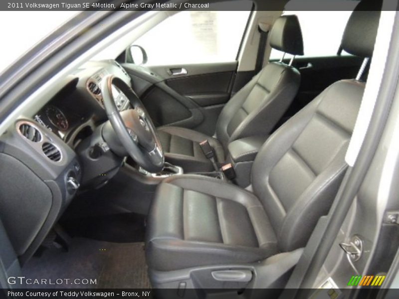 Alpine Gray Metallic / Charcoal 2011 Volkswagen Tiguan SE 4Motion